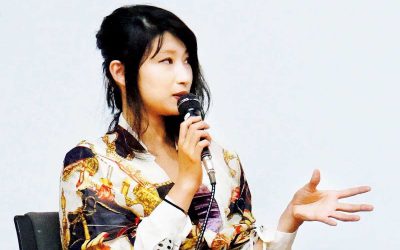 ヒューマンライツ・ナウのイベントでAV出演強要の経験を話す、くるみんアロマさん。東京しごとセンター。2016年10月11日